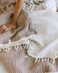 Senna Taupe - PARTY BLANKET⢠- Queen