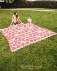 Hello Kitty® Apple - PARTY BLANKETâ¢