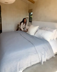 Lara Light Grey - PARTY BLANKET⢠- Queen